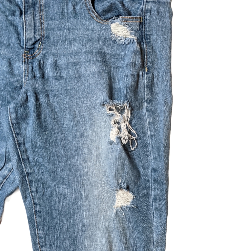❌SOLD❌ AEO Stretch Distressed Ripped Jegging - Picture 5 of 11